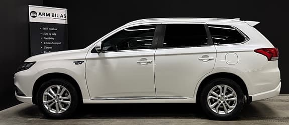 Mitsubishi Outlander - Thumbnail 7