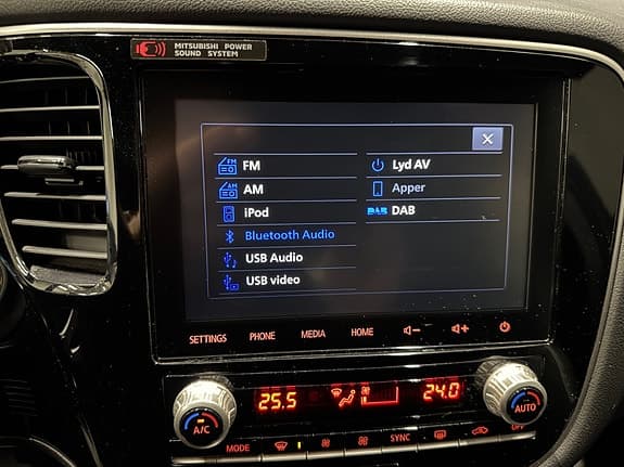 Mitsubishi Outlander - Thumbnail 22