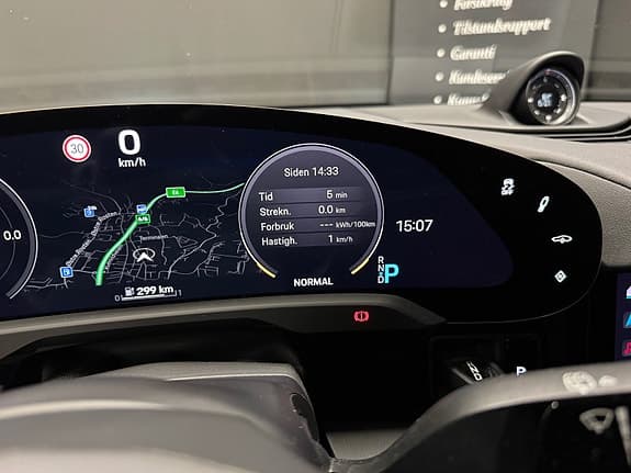 Porsche Taycan Cross Turismo - Thumbnail 32