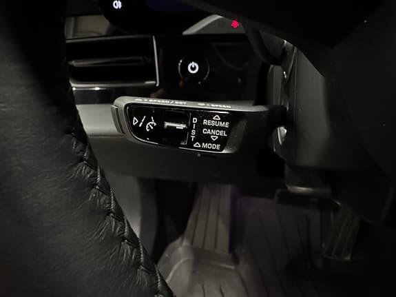 Porsche Taycan Cross Turismo - Thumbnail 36