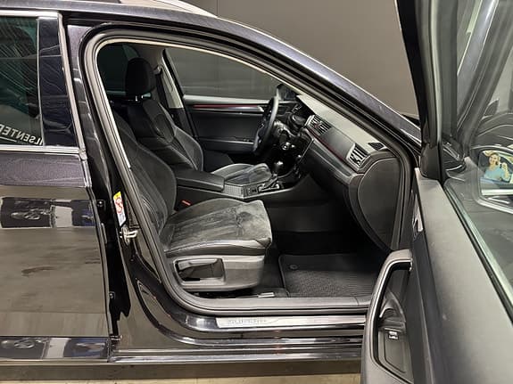 Skoda Superb - Thumbnail 6