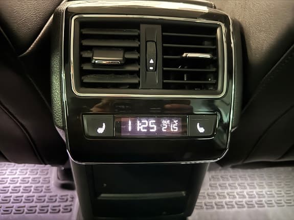 Skoda Superb - Thumbnail 8