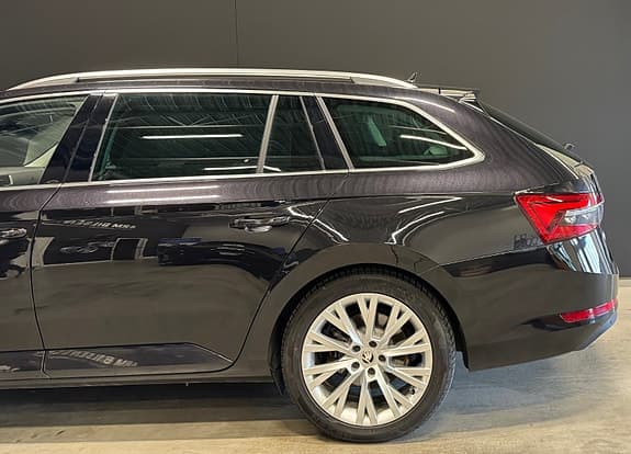 Skoda Superb - Thumbnail 11