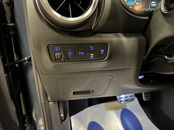 Hyundai Kona - Thumbnail 22