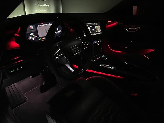 Audi e-tron GT RS - Thumbnail 17