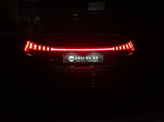 Audi e-tron GT RS - Thumbnail 35