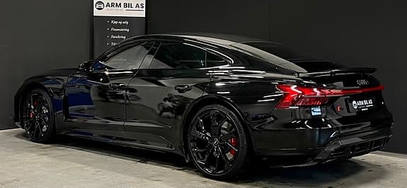 Audi e-tron GT RS - Thumbnail 9