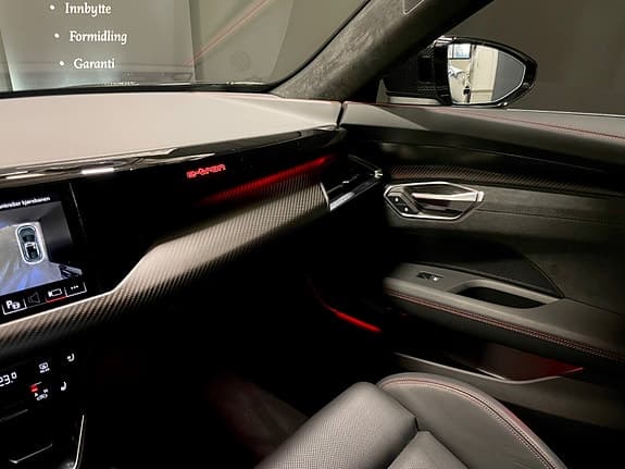 Audi e-tron GT RS - Thumbnail 23