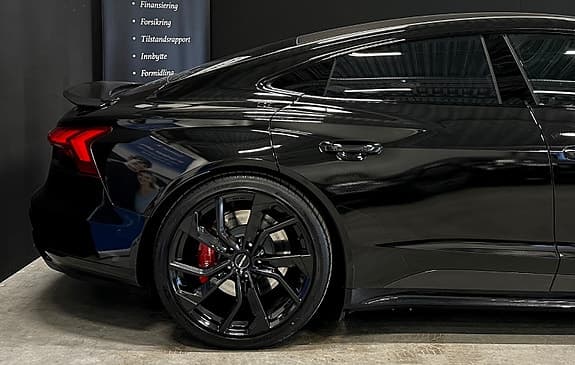 Audi e-tron GT RS - Thumbnail 7