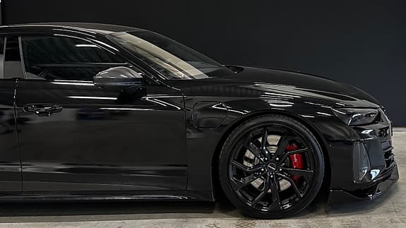 Audi e-tron GT RS - Thumbnail 8
