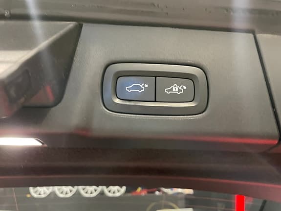 Volvo V90 - Thumbnail 36