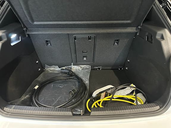 Volkswagen ID.3 - Thumbnail 24