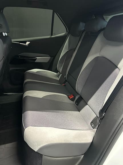 Volkswagen ID.3 - Thumbnail 12