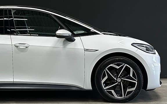 Volkswagen ID.3 - Thumbnail 5