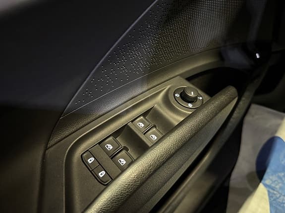 Skoda Enyaq - Thumbnail 23