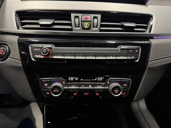 BMW X2 - Thumbnail 23