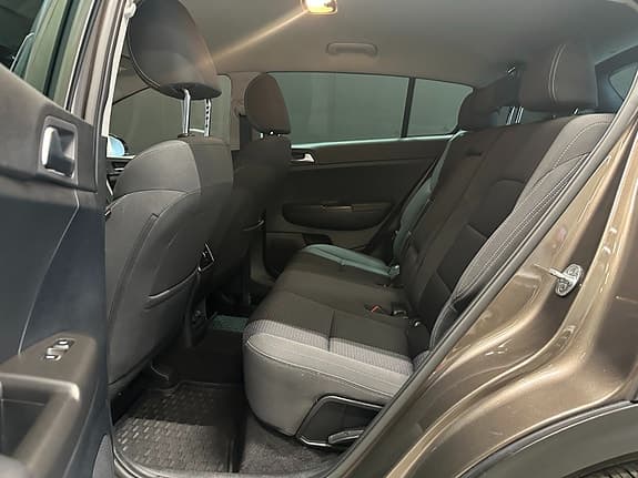 Kia Sportage - Thumbnail 13