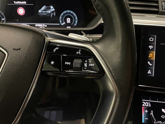 Audi e-tron Sportback - Thumbnail 22