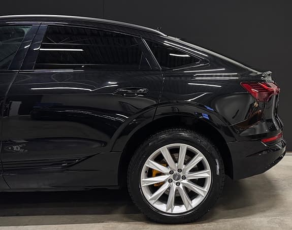 Audi e-tron Sportback - Thumbnail 11