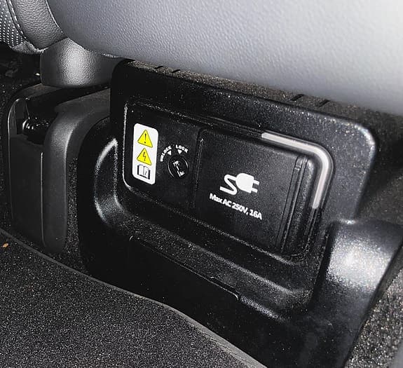 Hyundai Ioniq 5 - Thumbnail 31