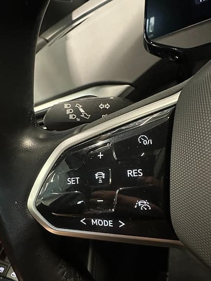 Volkswagen ID.4 - Thumbnail 17