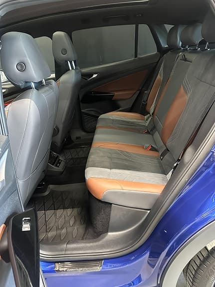 Volkswagen ID.4 - Thumbnail 13