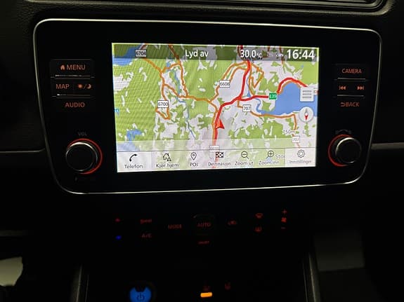 Nissan Leaf - Thumbnail 18