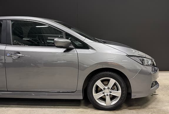 Nissan Leaf - Thumbnail 4