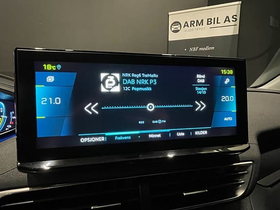 Peugeot 3008 - Thumbnail 24