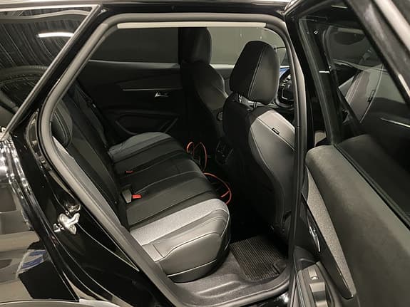 Peugeot 3008 - Thumbnail 8