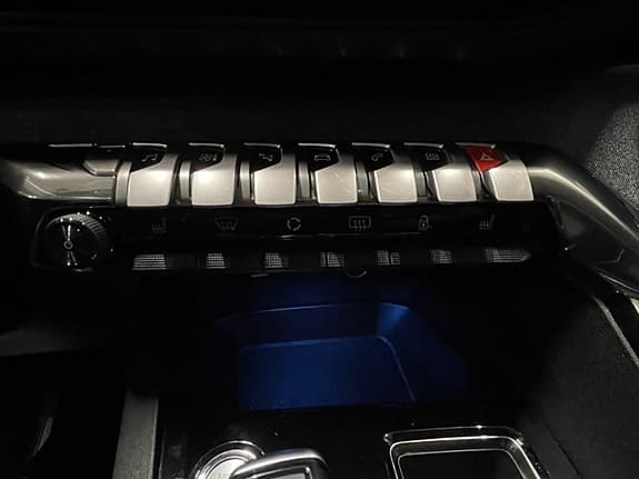 Peugeot 3008 - Thumbnail 29