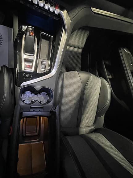 Peugeot 3008 - Thumbnail 31