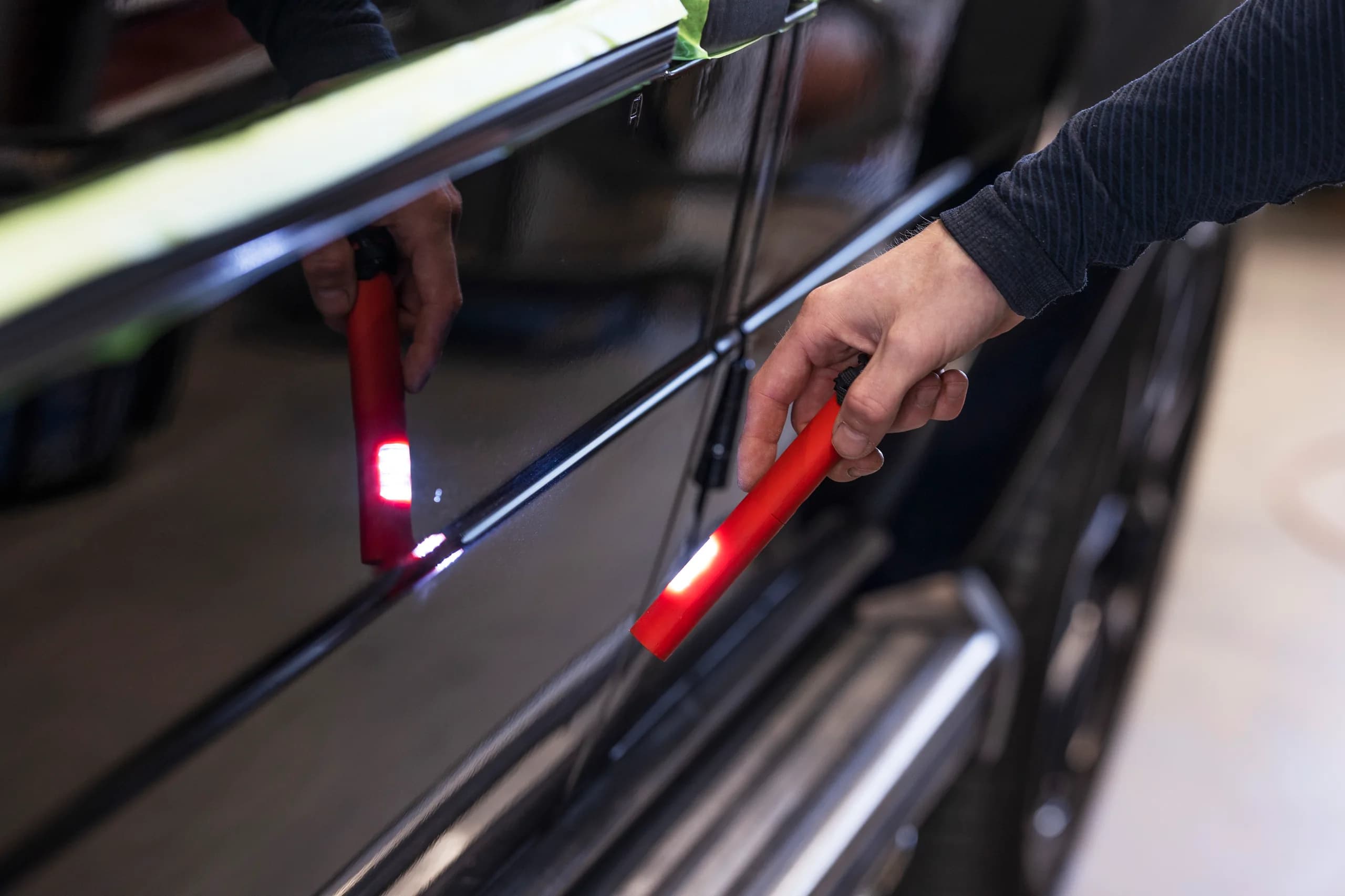 Inspeksjon av billakk